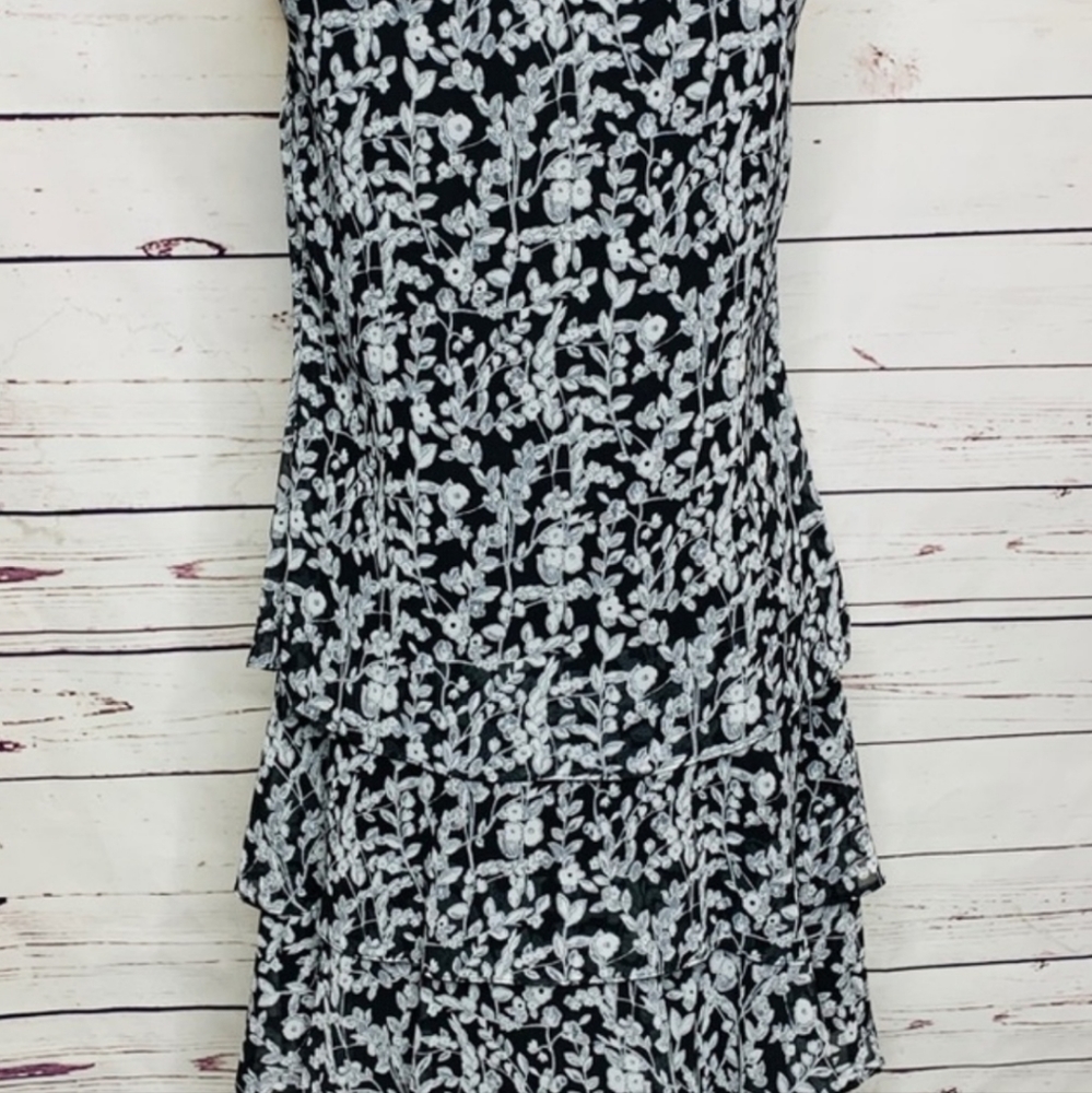 NWT Lauren Ralph Lauren Black & White Floral Sleeveless Shift Dress Size 4